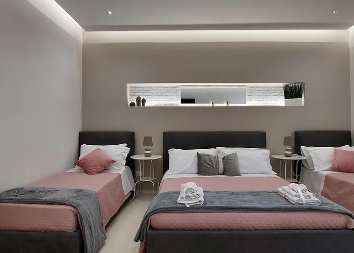 La Maison De Cavour Bed and breakfast 4*