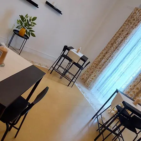 La Maison De Cavour Bed & Breakfast