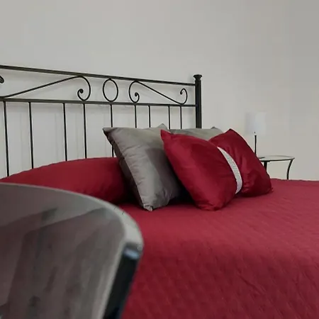 לינה וארוחת בוקר La Maison De Cavour 4*