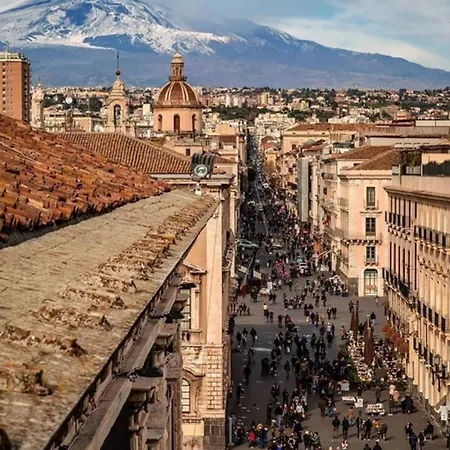 לינה וארוחת בוקר La Maison De Cavour קטאניה