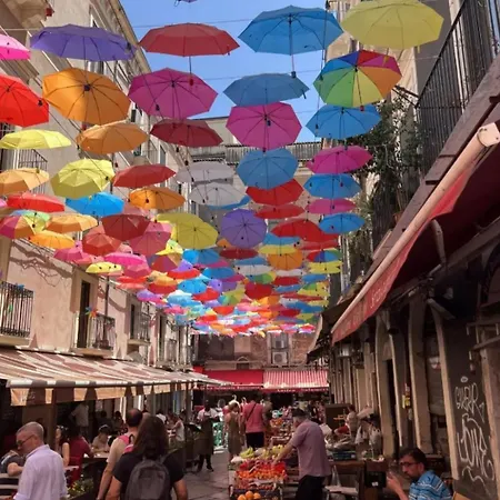 La Maison De Cavour לינה וארוחת בוקר 4*