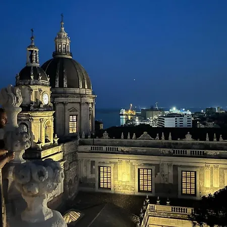 La Maison De Cavour לינה וארוחת בוקר 4*